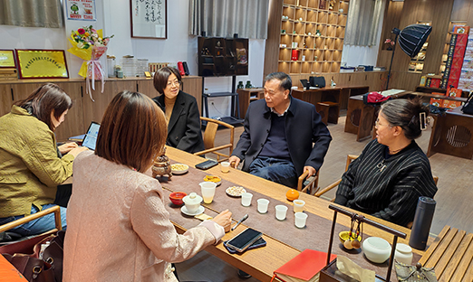 �򵼾�Ҫ��һ�ߣ������ٷ���ҳ����������ʽ��פ�ĳ�